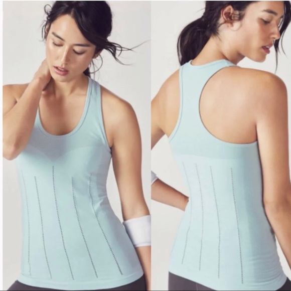 Fabletics Delta Tank Size Medium - Picture 4 of 4